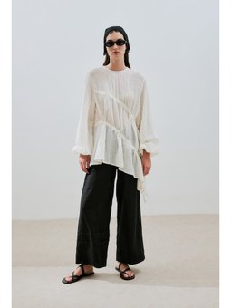 Büzgü Bağlamalı Dokulu Ekru Tunik