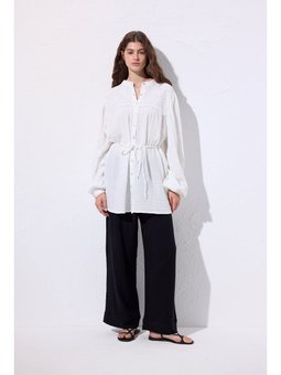 Müslin İşlemeli Ekru Gömlek