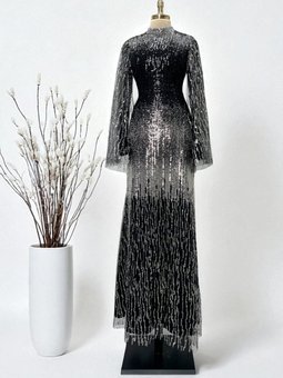 Siyah Pelerin Detaylı Degrade Boncuk İşlemeli Abiye Elbise