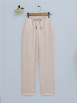 Çift Cepli Beli Lastikli Bağcık Detaylı Bej Pantolon
