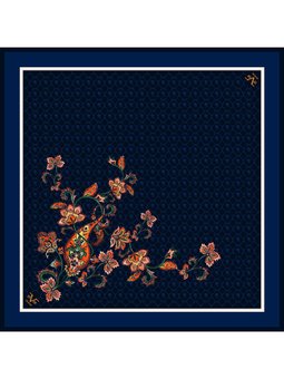 Monogram Desen Black Seri Twill Askısı İle Birlikte 90x90 Cm Lacivert Eşarp