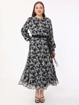Büyük Beden Gül Desenli Şifon Siyah Elbise