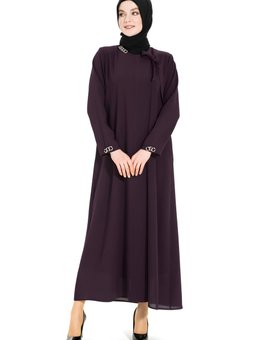 Mürdüm Zincir Aksesuar Detaylı Yakası Fiyonklu Ferace