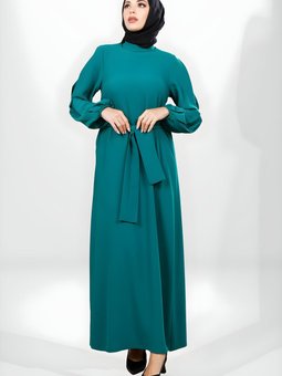 Yeşil Kuşaklı Pilikaşe Kol Detaylı Elbise