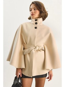 Kuşaklı Dik Yaka Kaşe Krem Panço