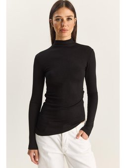 Siyah Soft Touch Yarım Balıkçı Yaka Büzgülü Basic Blüz