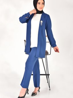 Mavi Üçlü Krep Kumaş Taş Aksesuar Detaylı Takım