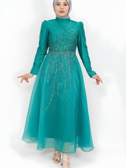 Yeşil Tül Kumaş Önü Taş Detaylı Abiye Elbise