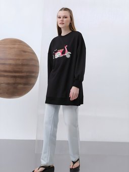 Siyah Scooter Nakış İşlemeli Tunik