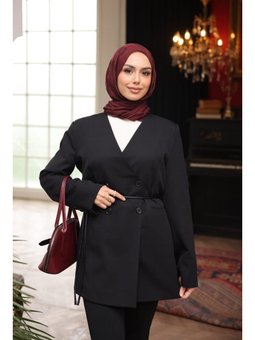 Siyah Bel Bağlamalı Düğmeli Ceket