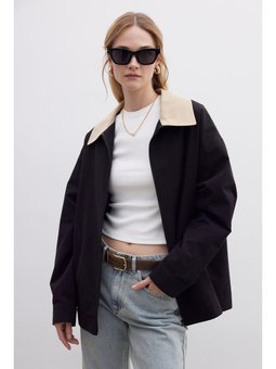 Kontrast Yakalı Gabardin Siyah Ceket