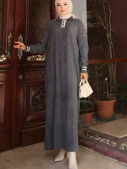 Gri Düğme Detaylı Triko Elbise