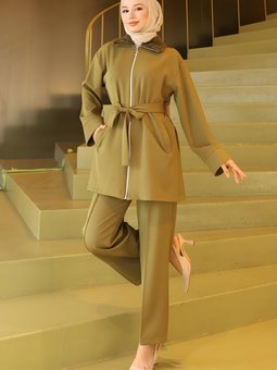 Haki İkili Kürk Yakası Detaylı Takım