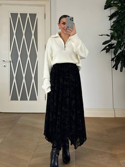 Siyah Çiçek Desenli Asimetrik Midi Etek