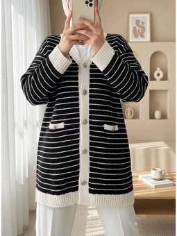 Cep Detaylı Düğmeli Çizgili Siyah Hırka