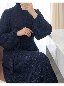 Hakim Yaka Kuşaklı Taşlı Astarlı Laci Elbise