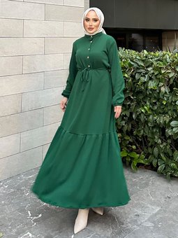 Burgu Kumastan Yarım Patlı Yesil Elbise