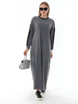 Gri Kabartma Yazılı Elbise