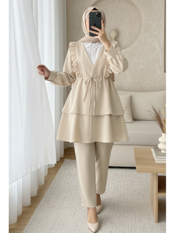 Önü Fırfırlı Bağcıklı Eteği Katlı Pantolonlu Kimono Krem Takım