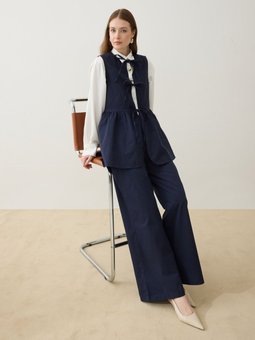 Bağlama Detaylı Lacivert Takım