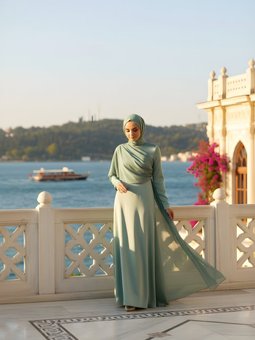 Yeşil Şifon Detaylı Saten Abiye Elbise