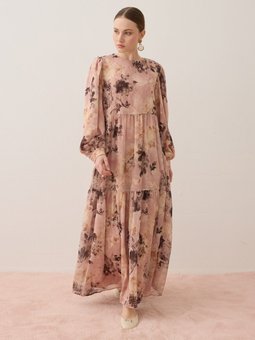 Şifon Kumaşlı Balon Kollu Çiçek Desenli Pudra Elbise