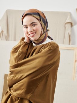 Color Mıx Desen Pamuk İpek Eşarp Kahve