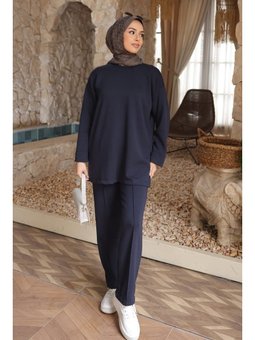 Lacivert Yanı Yırtmaçlı Tunik Pantolonlu Takım