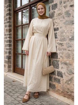 Gold Broşlu Kuşaklı Bej Modal Elbise