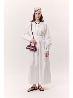 Büzgü Detaylı Geniş Ekru Gömlek Elbise