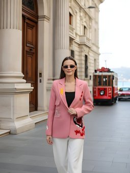 Pembe Blazer Nakışlı Ceket