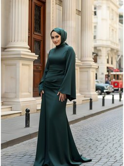 Yeşil İspanyol Kol Kuyruklu Saten Abiye Elbise