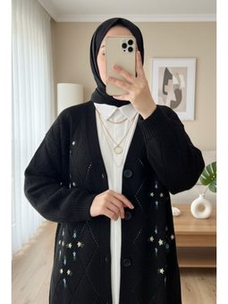 Ajurlu Çiçek Nakışlı Düğmeli Triko Siyah Hırka