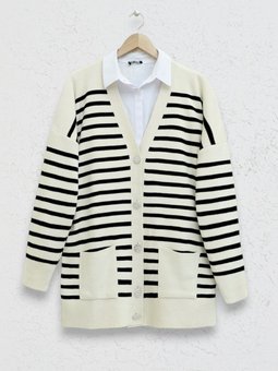 Çift Cepli Çizgili Triko Krem Hırka