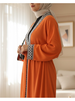 Turuncu Etnik Şeritli Bağcıklı Uzun Kimono