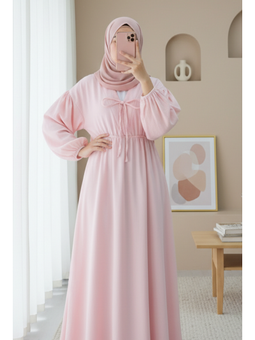 Yakası Bağlamalı Kolu Ve Beli Lastikli Müslin Pudra Elbise