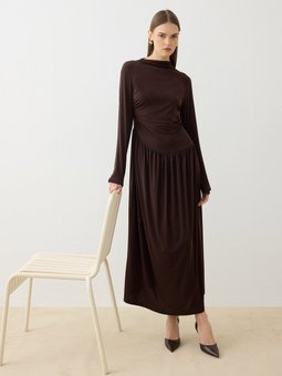 Sandy Kumaş Büzgü Detaylı Acı Kahve Elbise