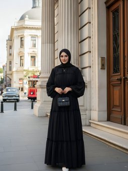 Siyah Fırfır Geçişli Şifon Elbise