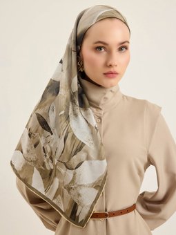 Yeşil Beyaz Yaprak Desenli Soft Eşarp