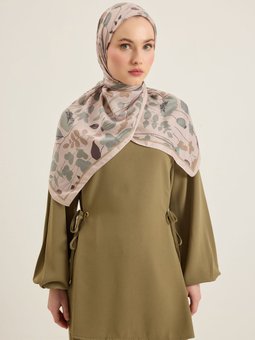 Yeşil Çiçek Desenli Eşarp