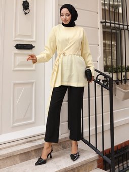 Önü Bağlamalı Sarı Bluz