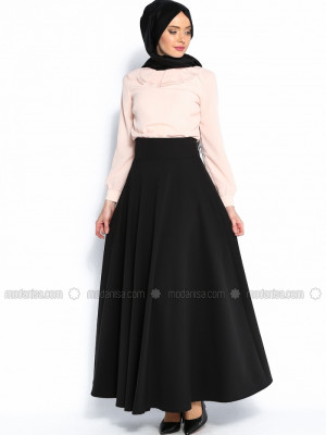 Siyah Sade Kloş Etek