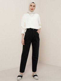 Doğal Kumaşlı Siyah Kot Pantolon
