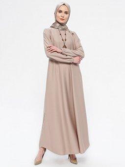 Kolyeli Bisiklet Yaka Bej Elbise