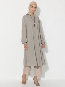 Kolye Detaylı Vizon Tunik