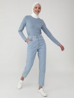 Doğal Kumaşlı Cepli Buz Mavisi Kot Pantolon