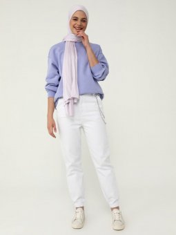 Doğal Kumaşlı Zincir Detaylı Beyaz Kot Pantolon