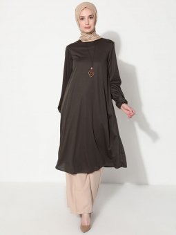 Kolye Detaylı Haki Tunik